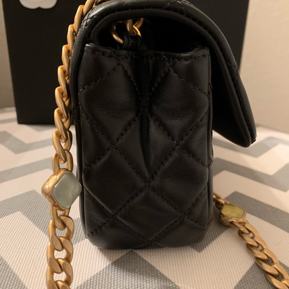 (SOLD)AUTHENTIC CHANEL MINI - Picture 2 of 8